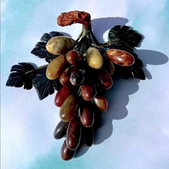 Vintage Cluster Of Jade And Other Semi-Precious Stone Grapes - Picture 1 of 11